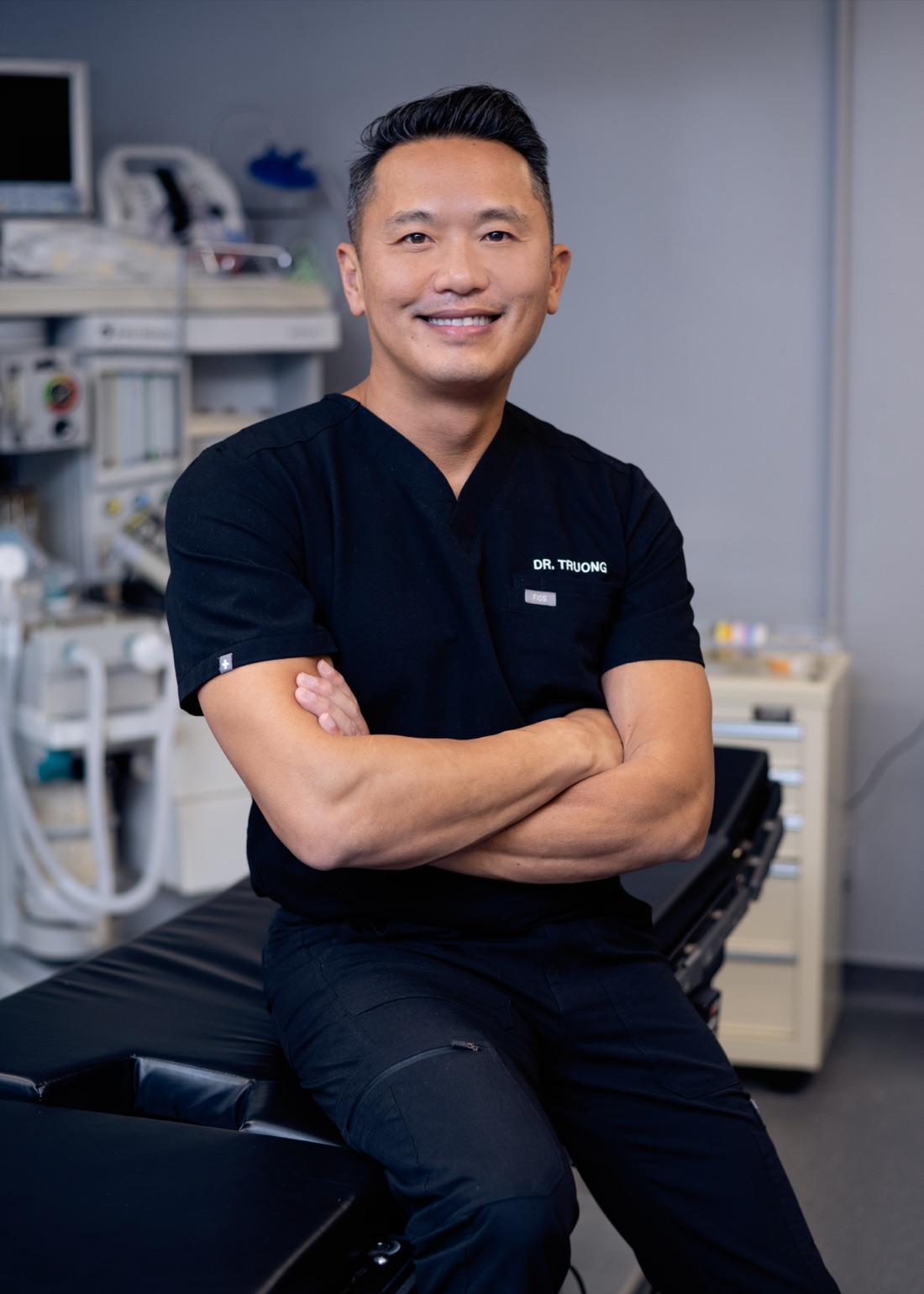 Dr. Anh-Tuan Truong, triple board-certified cosmetic surgeon at Chicago Breast and Body Aesthetics
